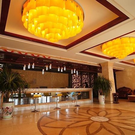 ياوتشنغ Sunshine Holiday Hotel المظهر الخارجي الصورة