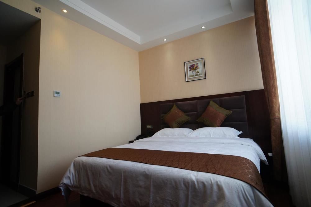 ياوتشنغ Sunshine Holiday Hotel المظهر الخارجي الصورة